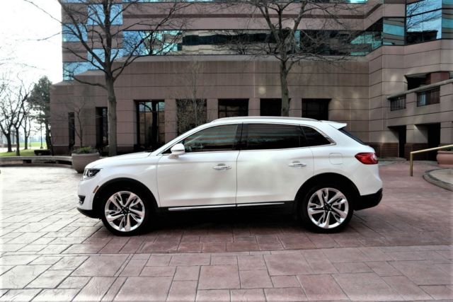 2016-lincoln-mkx-reserve-ecoboost-27-low
